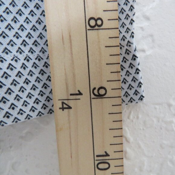 Express* Men's Short Sleeve Button Down Curved Hem BOHO Shirt~ Size Medium - Picture 9 of 10